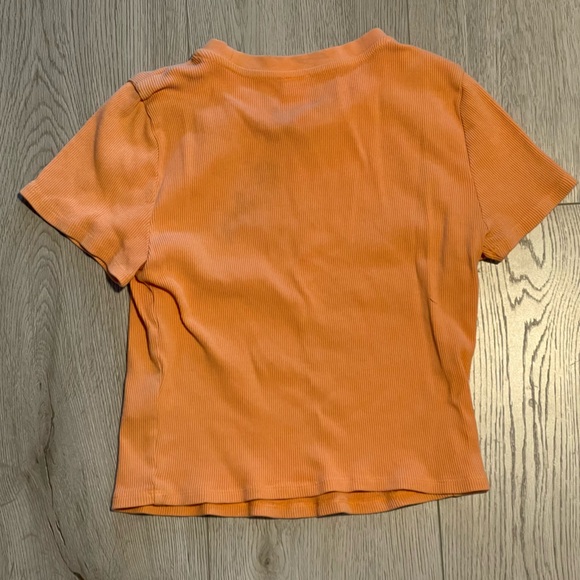 TNA Aritzia HomeStretch Rib Crew Waist T-Shirt - Orange Apricot Chiffon - Picture 2 of 9